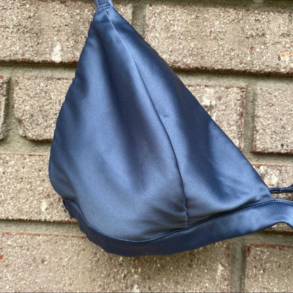 VICTORIA'S SECRET Blue Satin Bra - Picture 2 of 6